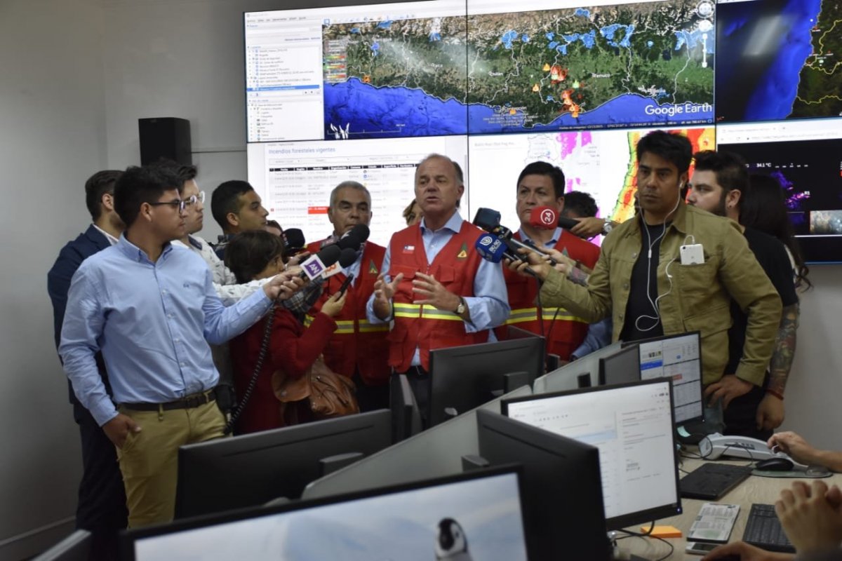 <p>Conaf proyecta 70 mil hectáreas afectadas por incendios en la actual temporada</p>
