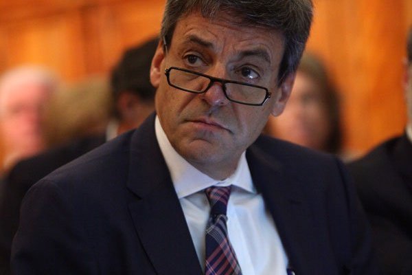 Nicolás Ibáñez prepara nueva fundación con foco en relaciones internacionales