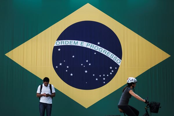 Inversionistas esperan que Bolsonaro cumpla 100 días de gobierno para volcarse al mercado