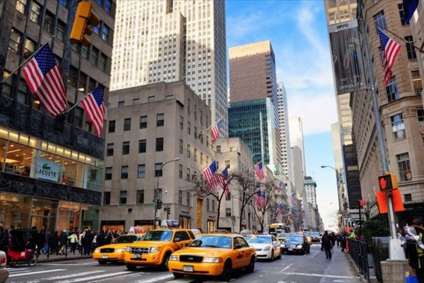 Las grandes marcas se despiden de la Quinta Avenida de Nueva York