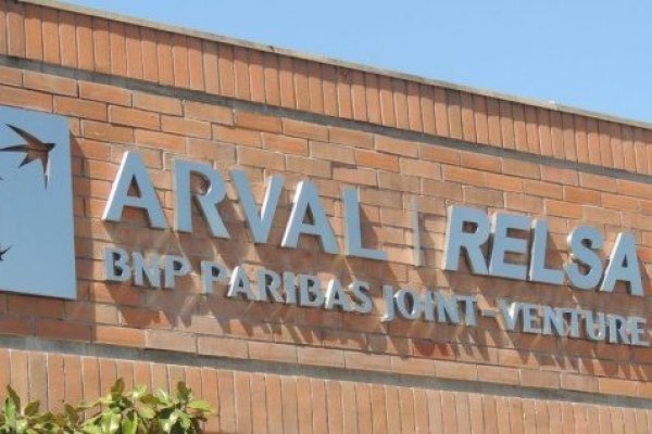 Arval Relsa anuncia compra de Renting Perú, que lo posiciona como líder renta de autos