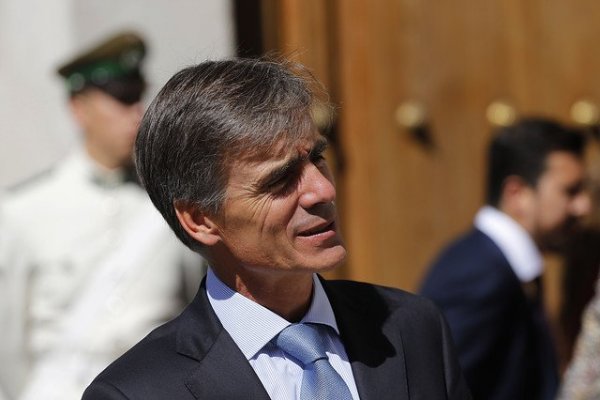“Guerra de la jibia”: Gobierno agenda para el lunes nueva reunión con artesanales en Concepción