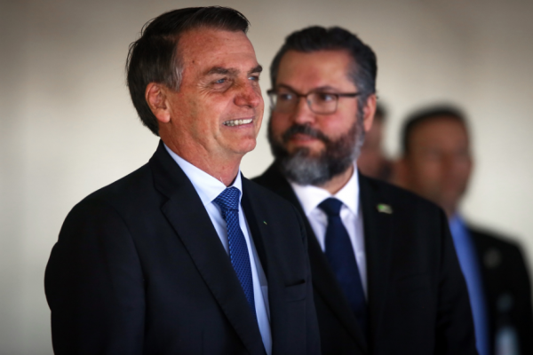 Bolsonaro lanza contra Maduro y dice que espera el gobierno de Venezuela cambie rápidamente