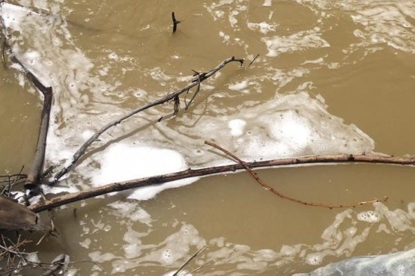 Aguas Andinas realiza corte preventivo en la zona oriente tras detectar sustancia extraña