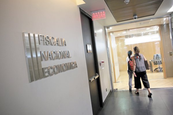 FNE desestima denuncia contra CGE y Enel pero hace recomendaciones al Presidente