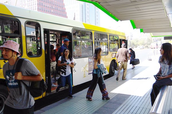 Tarifas del Transantiago registran nueva alza y llegarán hasta los $800