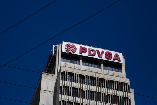 EEUU sanciona a Pdvsa y traspasa sus activos al gobierno interino de Juan Guaidó
