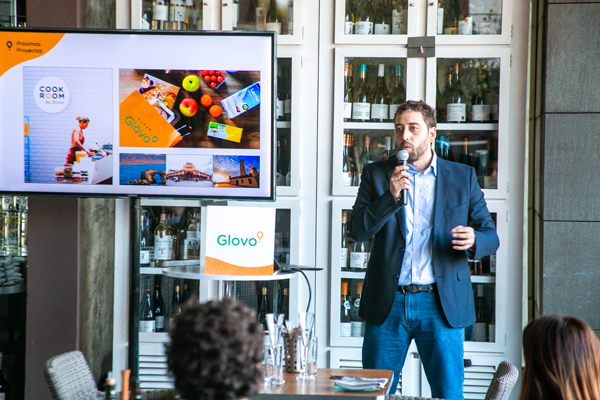 Glovo y CMR Falabella sellan alianza y su programa de Fidelización CMR Puntos