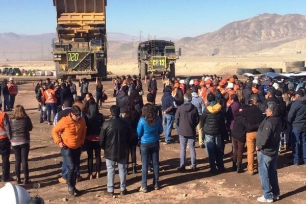 <p>Tras fuerte disputa, grandes sindicatos de Chuqui mantienen postura de no adelantar negociación colectiva</p>