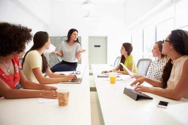 "Solo para mujeres": la oficina que marca la nueva tendencia laboral