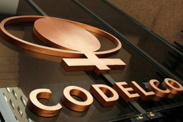 <p>Justicia acoge a trámite denuncia de trabajadores de Chuquicamata por prácticas antisindicales en negociación anticipada</p>