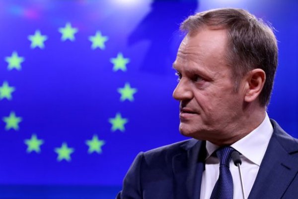 La UE le sube el tono a Theresa May ad portas de reunión clave por Brexit