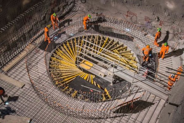 <p>Trabajadores de Chuqui inician acciones legales para lograr restitución de fondos de retiro</p>