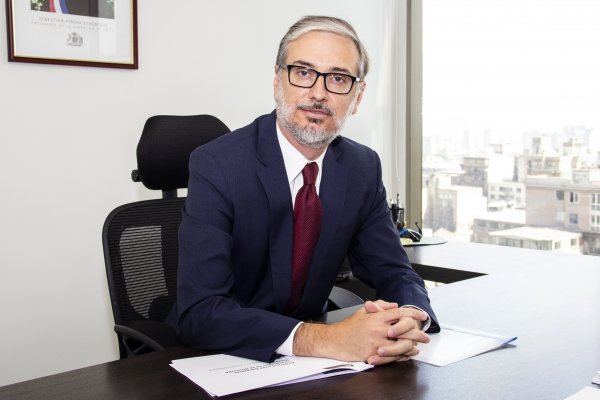 Junaeb endurece licitaciones: exige a firmas transparentar estructura societaria y las auditará trimestralmente