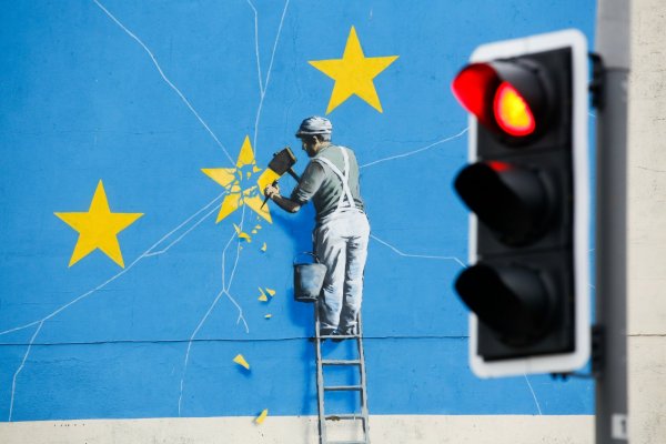 Un Brexit sin acuerdo amenaza 600 mil puestos de trabajo en el mundo, según un estudio