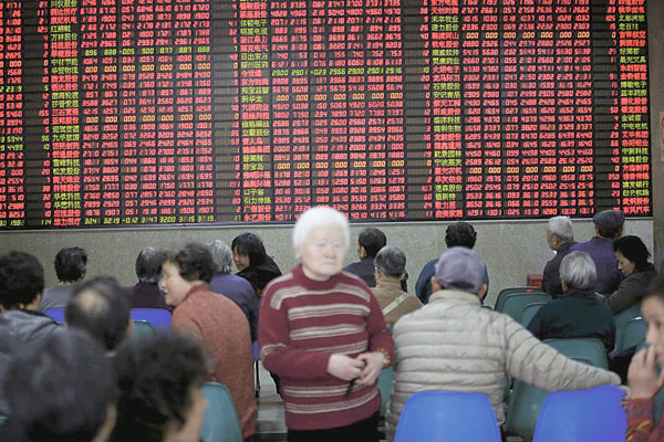 Acciones chinas saltan a máximos de seis meses en rally asiático