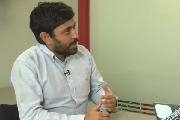 <p>Innovación Digital: Sebastián Cantuarias, Director Ejecutivo de la Fundación Dinero y Conciencia</p>