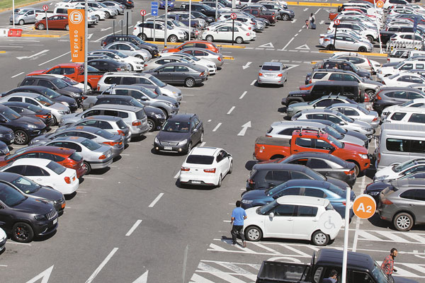 ¿Se subirá Chile a la ola de apps para estacionamientos inteligentes?