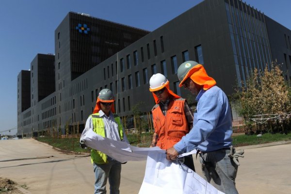 <p>Imágenes del nuevo Hospital Félix Bulnes</p>