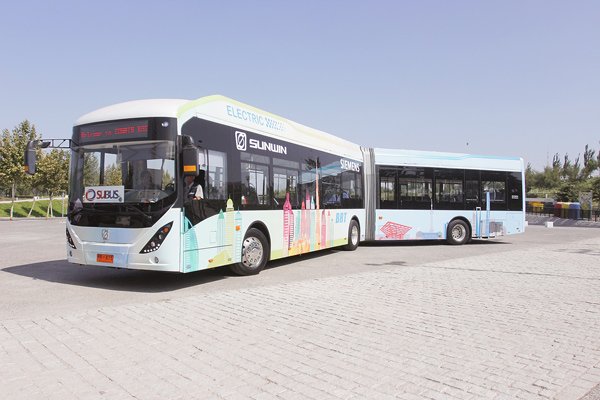 Fabricantes de flotas redoblan presentación de nuevos modelos eléctricos