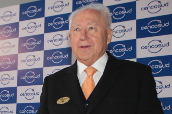 Gobierno argentino arremete contra Cencosud en disputa por megaproyecto