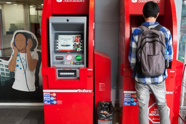 Millennials y centennials ya representan casi el 60% de los clientes en algunos bancos