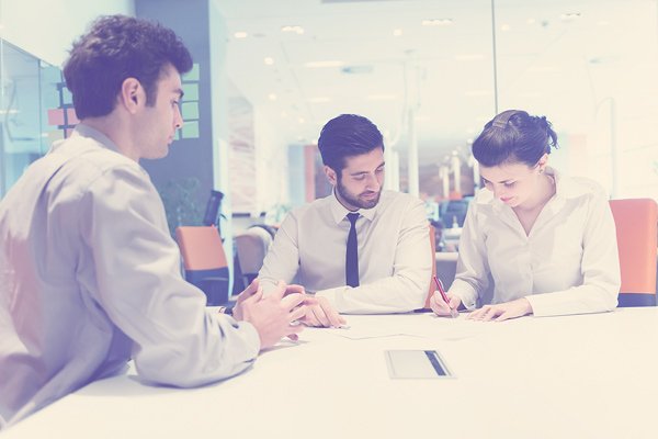 <p>Compañías advierten a sus clientes sobre retención de impuestos en seguros de vida con ahorro</p>