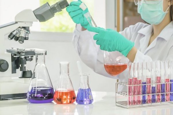 Retrocede gasto en investigación y desarrollo en Chile