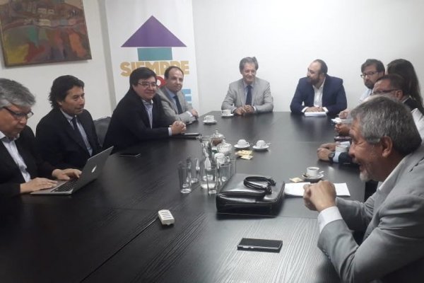 Diputados DC se darán hasta fines de marzo para evaluar idea de legislar la reforma tributaria