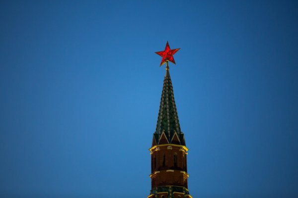 Rusia multará con hasta US$ 23.000 la difusión de noticias falsas