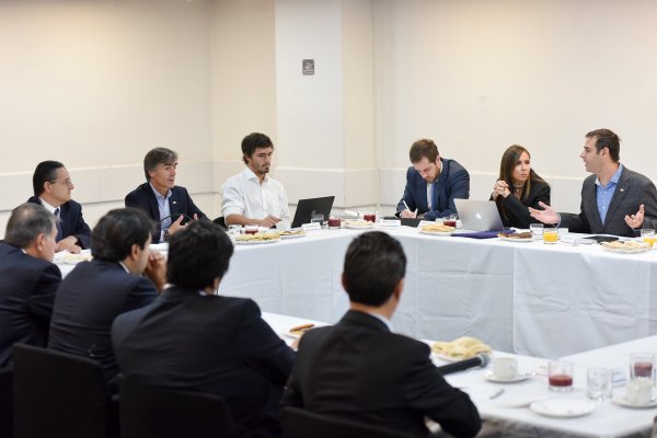 Valente recibió el apoyo de gremios Pyme para destrabar idea de legislar la reforma tributaria