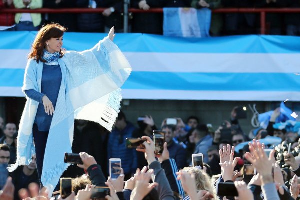 Corte Suprema de Argentina ratifica prisión preventiva para Cristina Fernández