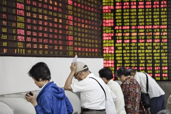 Anuncio sorpresa del BCE y caída en exportaciones chinas golpean a los mercados globales