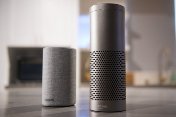 Amazon comienza a probar su asistente de voz Alexa en portugués en Brasil