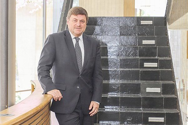 <p>Hernán de Solminihac: “Se podría hacer un esfuerzo adicional para acelerar los proyectos de OOPP que el país requiere”</p>