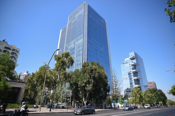 TTR destaca compra de edificio en Apoquindo como “negocio del mes” en América Latina