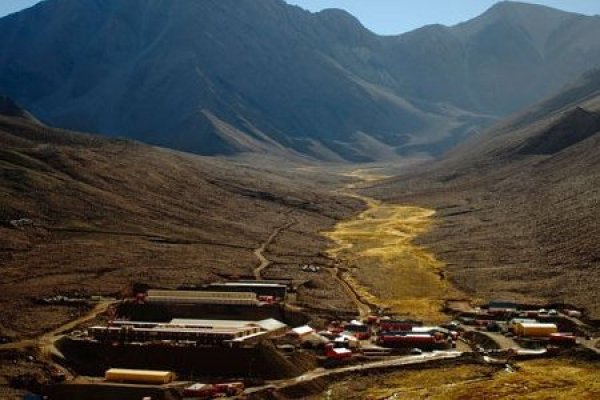 <p>Barrick y fallo favorable por Pascua Lama: "Estamos enfocados en resolver los problemas legales y ambientales del proyecto"</p>