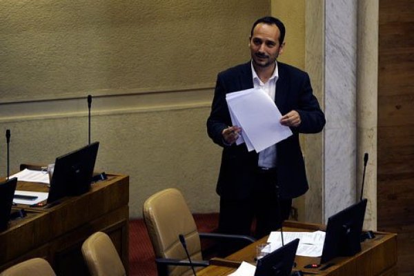 Oposición muestra cautela e idea de legislar se votará en abril