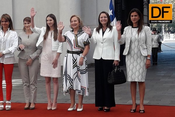 Ahora en DF: Cecilia Morel recibió en audiencia a la primera dama encargada de Venezuela, Fabiana Rosales, en La Moneda