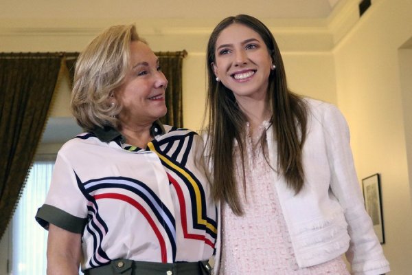 Cecilia Morel: "No hay tiempo para ambigüedades. En Venezuela hay dictadura"