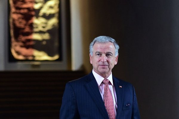 Larraín y reforma tributaria: ¿Por qué este proyecto se demora ocho meses y el de 2014 en tres semanas fue despachado?