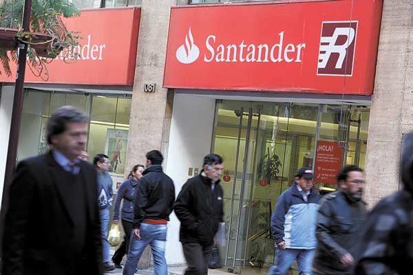 Suprema ordena a Santander devolver fondos retenidos que estaban bajo sospecha de ser un fraude informático