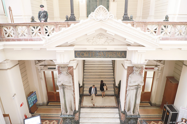 Repercusiones genera fallo de la Suprema que determinó ilegal retención de fondos sospechosos