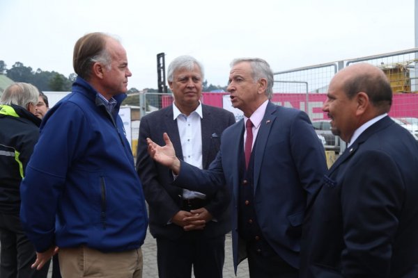 En regiones, ministro de Hacienda reitera necesidad de aprobar reforma tributaria