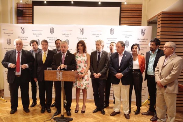 Gobierno se compromete en avanzar en demandas del mundo PYME