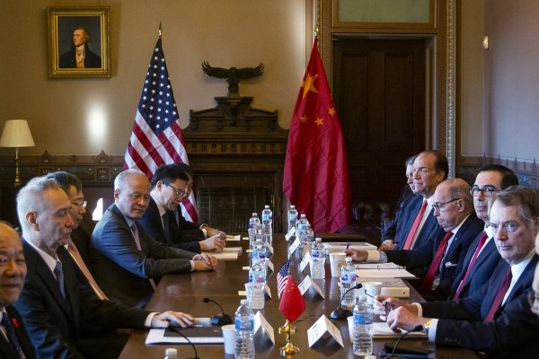 China anuncia concesiones comerciales a EEUU antes de visita de viceprimer ministro Liu