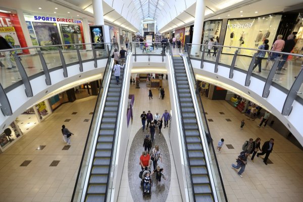 Vacancias en centros comerciales de Estados Unidos se elevan a un máximo de ocho años