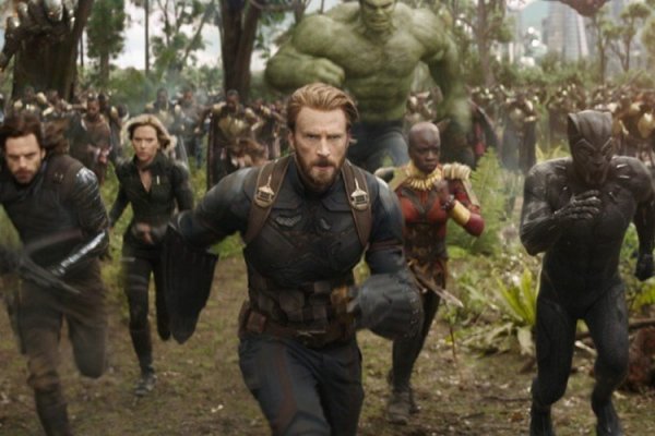 Chile no se escapa a la fiebre de "Avengers: Endgame" y las webs de cines operan con aprietos ante la preventa