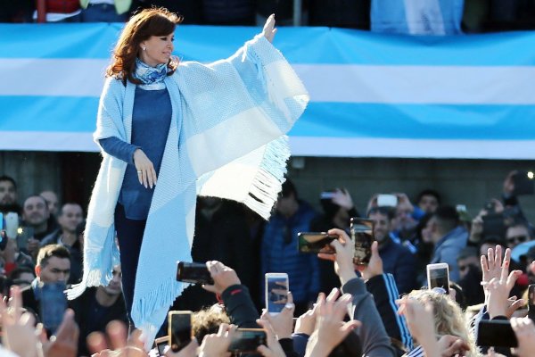 Encuesta: Cristina Fernández ganaría elecciones presidenciales de Argentina en octubre