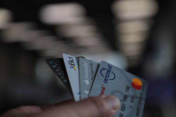 Congreso debatirá hoy tres proyectos sobre bancos